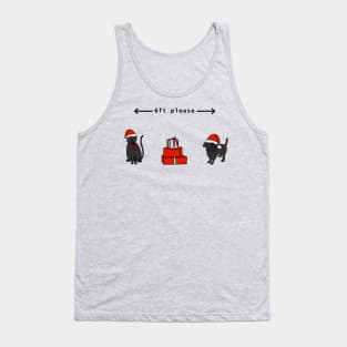 Cat and Dog Social Distancing at Christmas Funny Quarantine Quotes Tank Top